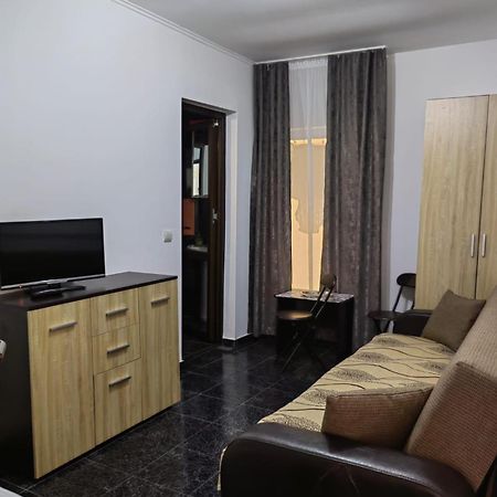 Casa Alexandru Hotel 2 Mai Ngoại thất bức ảnh