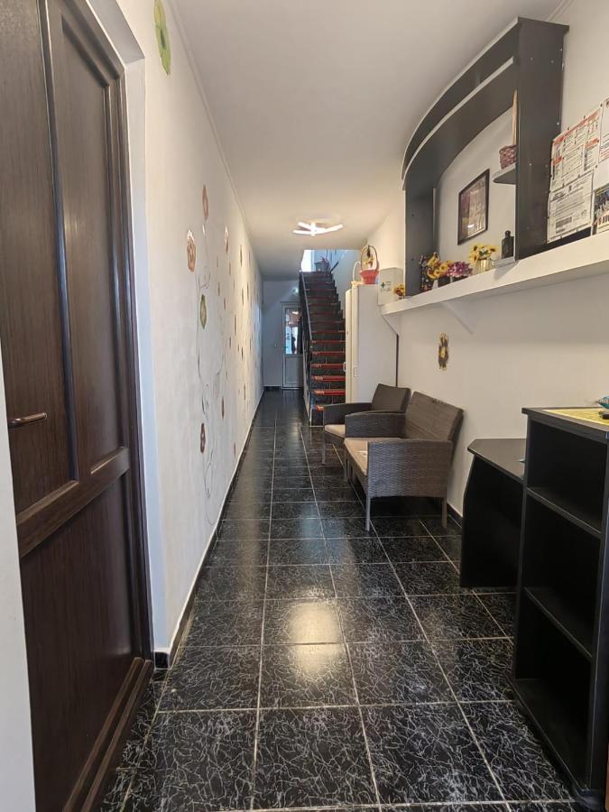 Casa Alexandru Hotel 2 Mai Ngoại thất bức ảnh